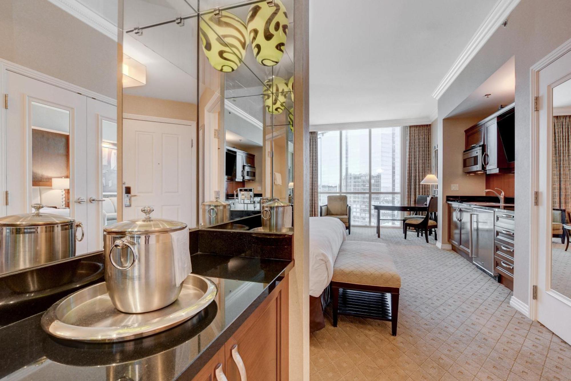 Classic Suite Mgm Signature 25Th Flr Pool View Лас-Вегас Екстер'єр фото